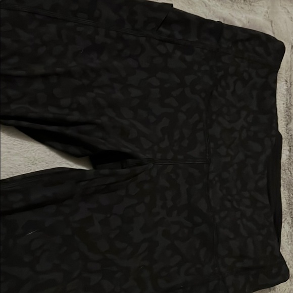 Lululemon cheetah leggings - Picture 2 of 8